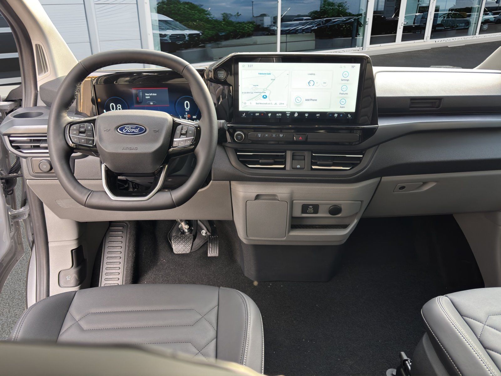 Fahrzeugabbildung Ford Tourneo Custom 320 L2 Tourneo Titanium FWD