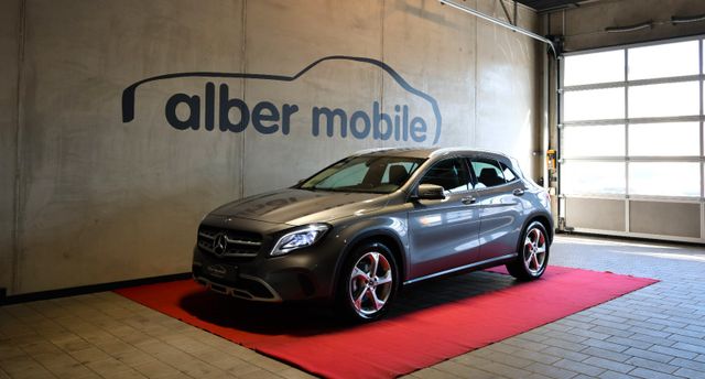 MERCEDES-BENZ GLA 180 AHK LED TOT NAVI KEYLESS GO ATTENTIONASS