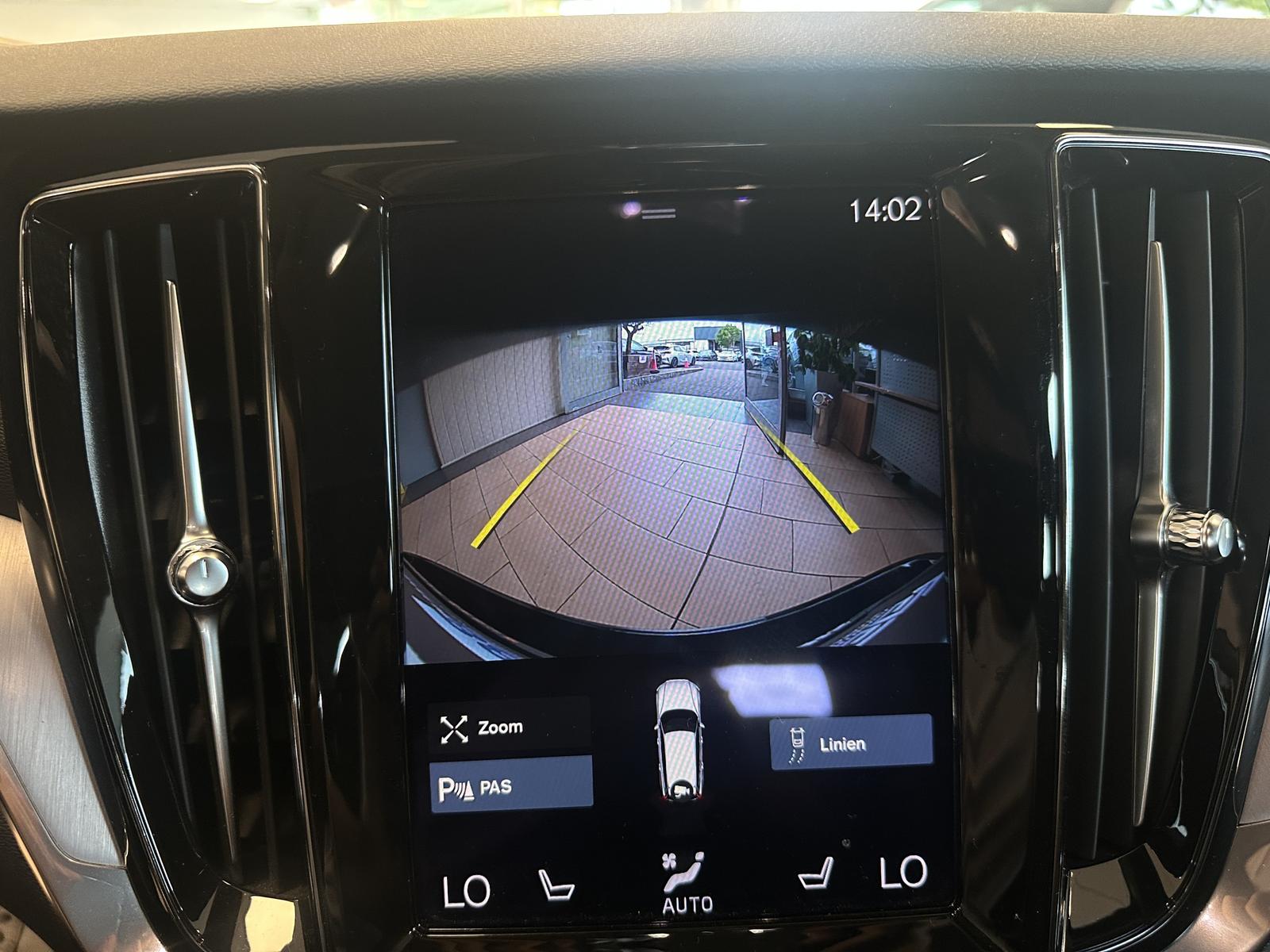 Volvo V60 AWD*PlugInACC*adapt.Licht*CAM*SHZ*1hand*Navi, миниатюра 21