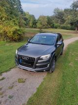 Audi Q7 3.0 TFSI 2. Hand 7 Sitzer 28k€  - Audi Q7 in Bonn