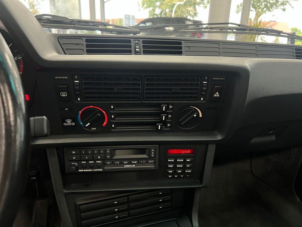 BMW 635 CSI Coupe 1.Hand*Schiebedach*Klima*Tempomat