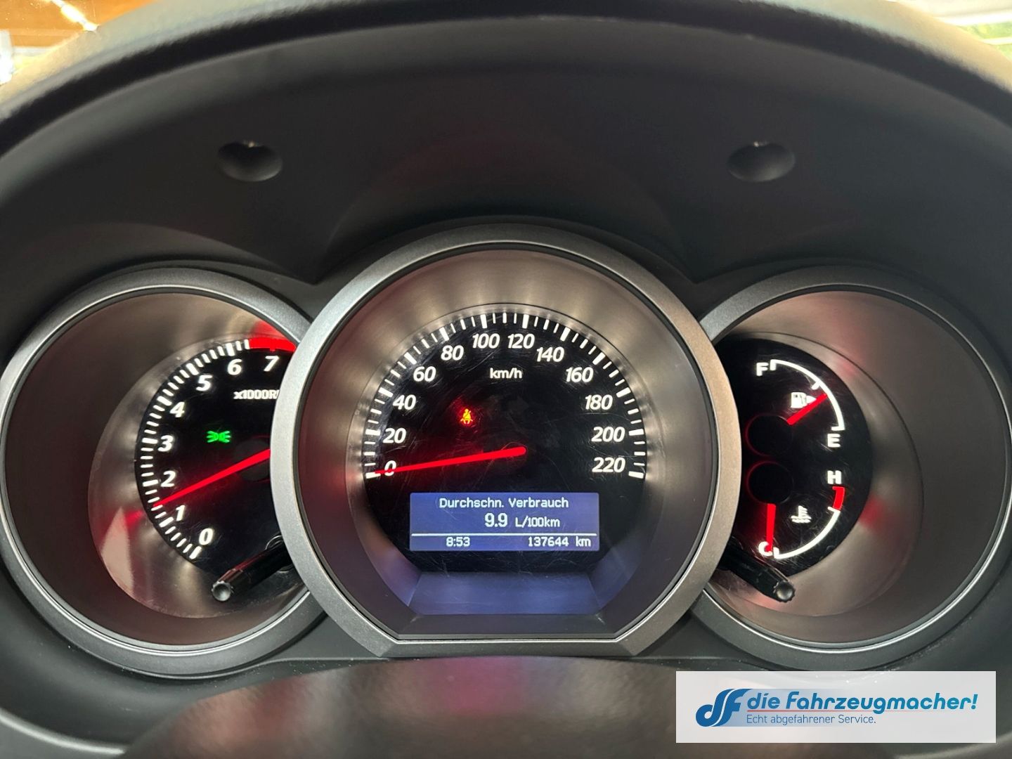 Fahrzeugabbildung Suzuki Grand Vitara 2.4 VVT Comfort Navi Xenon Sperrdif