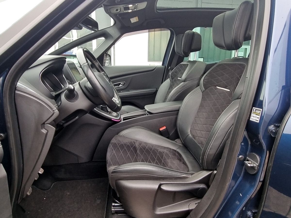 Fahrzeugabbildung Renault Grand Scenic BLACK Edition TCe 160