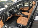 BMW 5 520e Luxury Line HeadUp Schiebedach Kamera DAB - BMW 520 in Essen