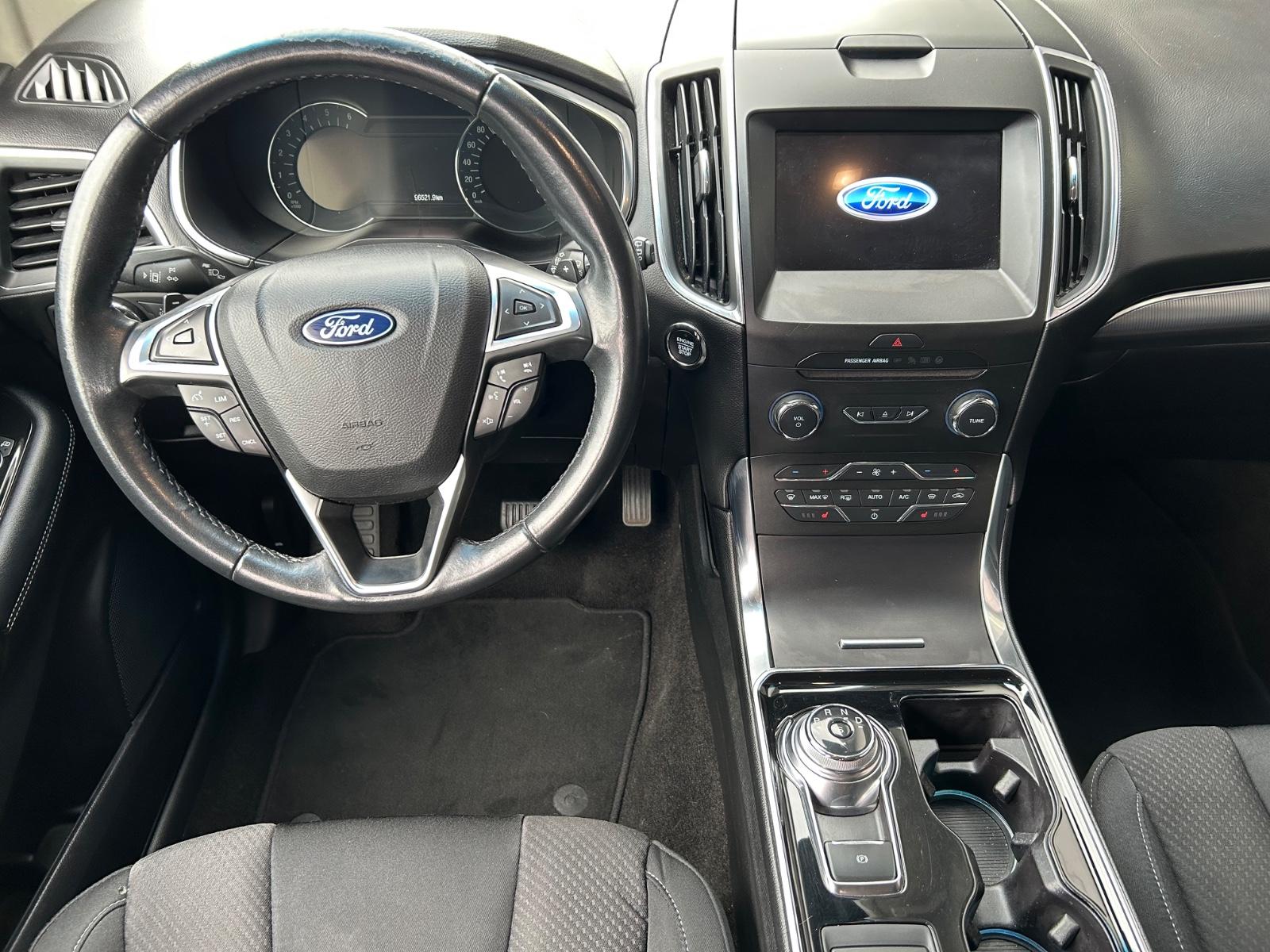 Ford Edge Titanium 4x4|AHK|Rückfahrkam|Apple|Navi