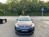 Renault Megane Grandtour Bose Edition 2.0 CVT KAMERA SHZ - gebrauchte Renault Megane aus dem Jahr 2013