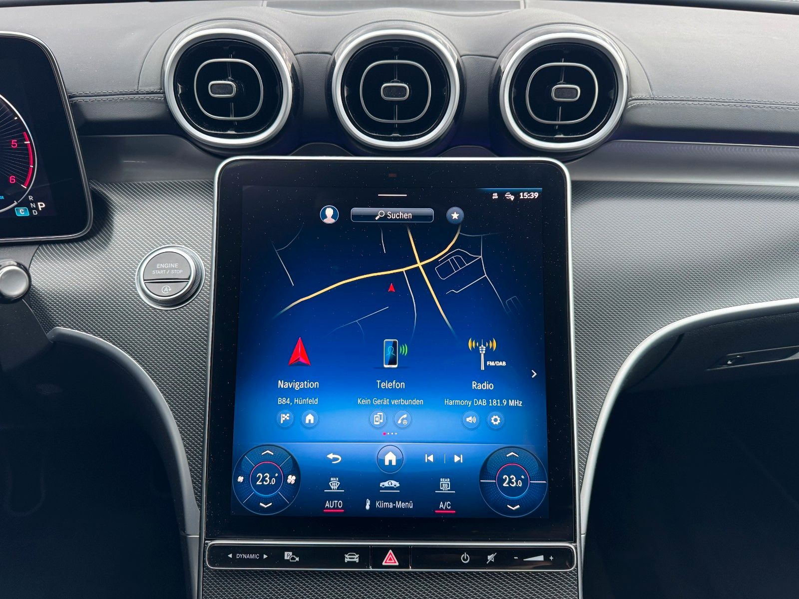 Fahrzeugabbildung Mercedes-Benz C 300d AMG+AHK+RFK+Ambiente+Night+SportfahrW