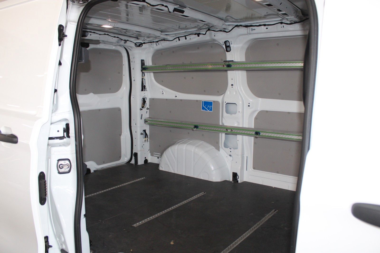 Fahrzeugabbildung Ford Transit Custom L1 TREND LED NAVI CAM ACC SHZ uvm