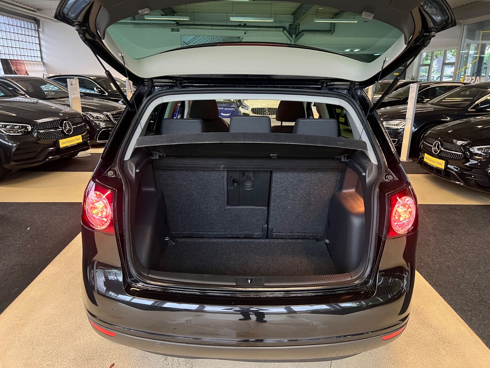 Fahrzeugabbildung Volkswagen Golf Plus V United *1.HAND*SCHECKHEFTGEPFLEGT*