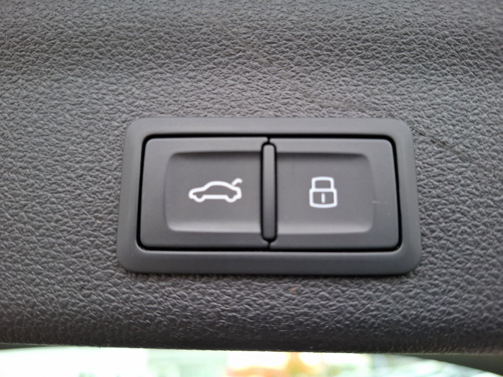 Fahrzeugabbildung Audi A6 Avant 50 TDI design quattro LED Navi AVC Lede