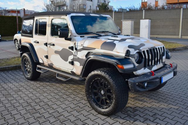 Jeep Wrangler 2.0T Unlimited Sahara OVERLAND