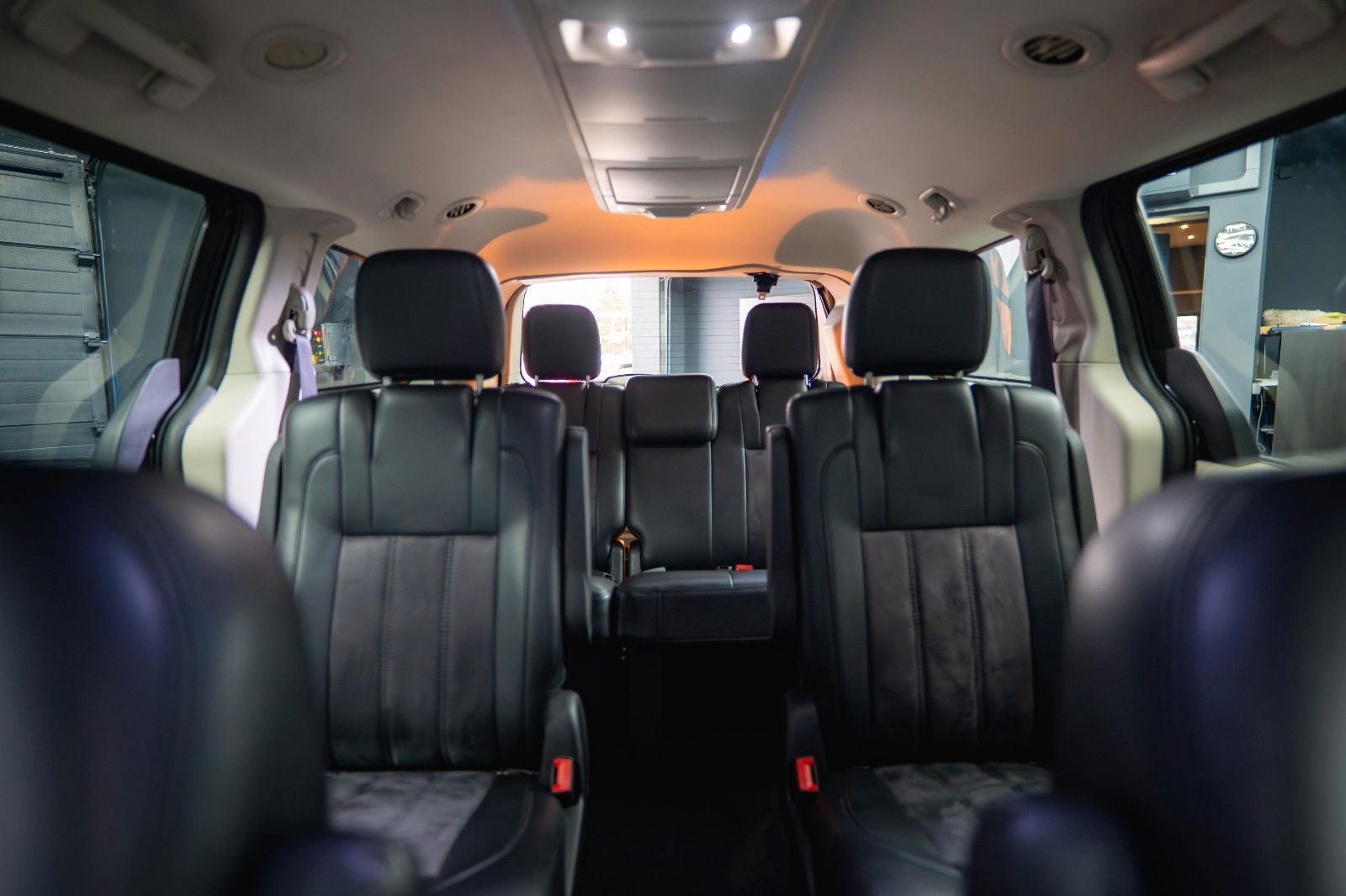 Fahrzeugabbildung Dodge Grand Caravan 3.6 V6 SXT LPG *7 Sitze*TV*Kamera*