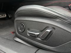 Fahrzeugabbildung Audi RS6 Avant 22"*LASER*HUD*AHK*NACHTSICHT*LEDER*ALC