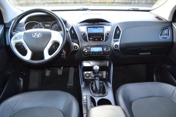 Fahrzeugabbildung Hyundai ix35 1.6 Comfort blue 2WD/Teilleder/TÜV NEU/