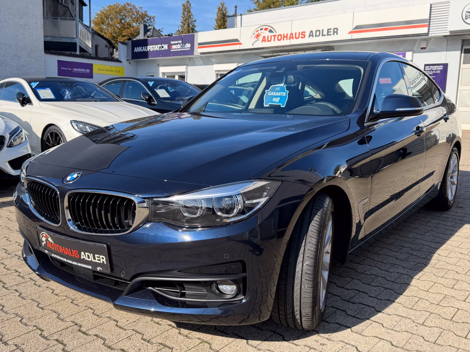 BMW 330i xDrive GT*INDIVIDUAL*Advan.*1HD*KAM*HUD*LED
