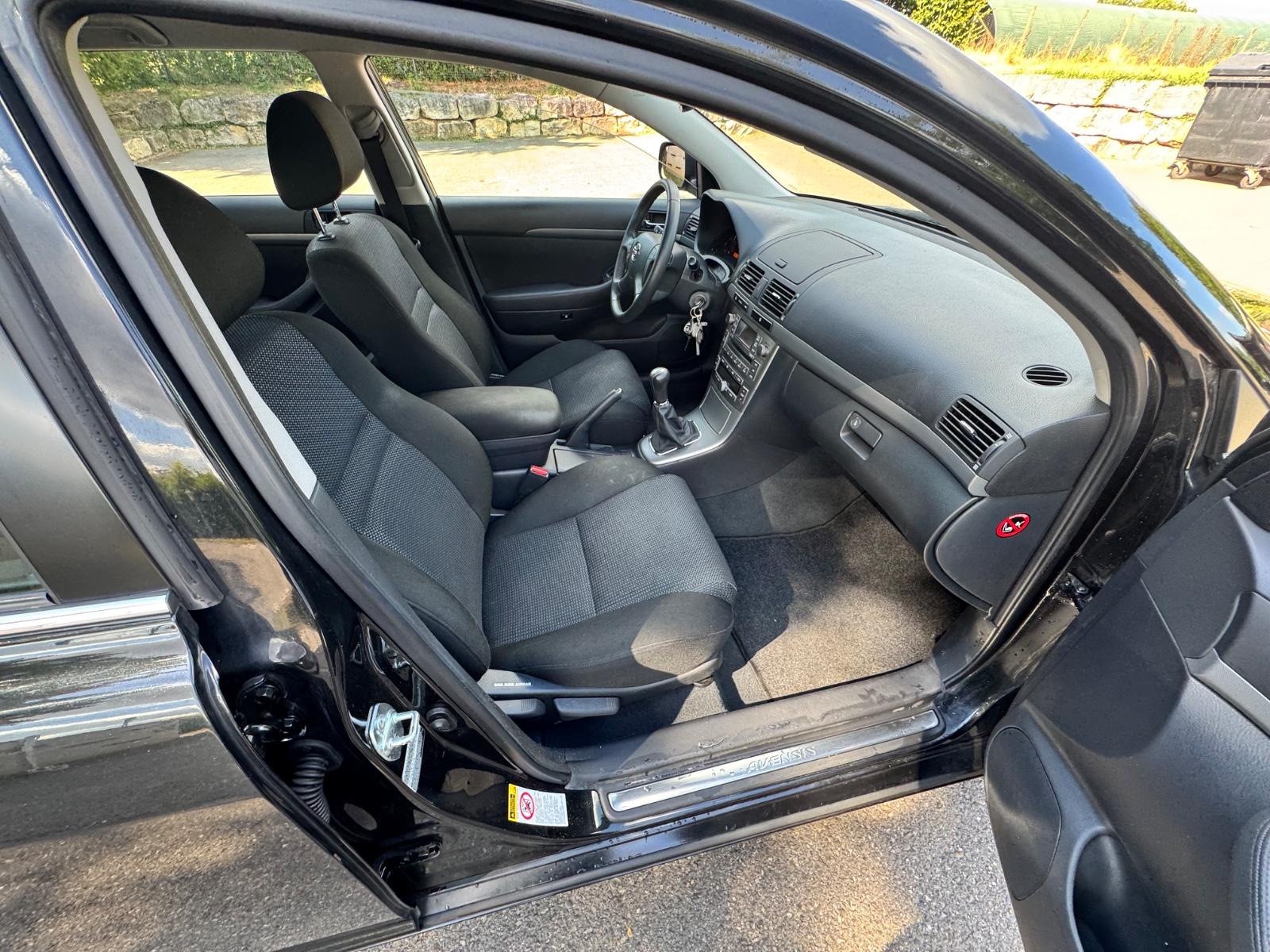 Toyota Avensis 2008 — photo 16