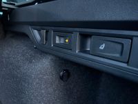 Skoda Octavia Combi 2.0 TDI DSG Sportline STDHZ 5J GAR bei Autohaus Landmann & Maier OHG