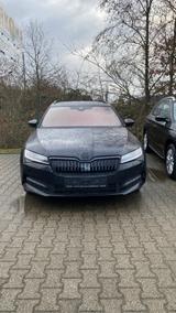 Skoda Superb 2.0 TSI DSG 4x4 SPORTLINE StdHz/Pano/DCC