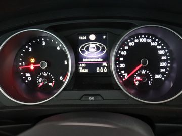 Volkswagen Tiguan - 5