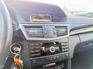 Mercedes E 200 - 12
