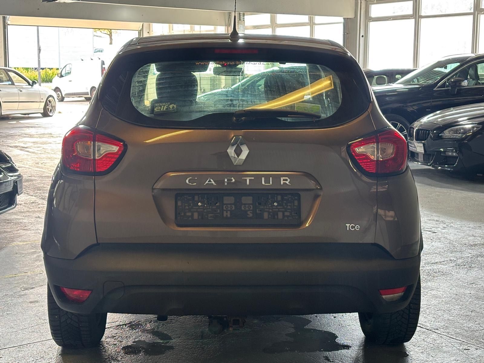 Captur Expression*AHK*KLIMA*Elektr.Fenst*HU Neu*