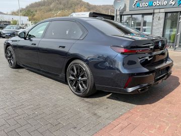 BMW M760 - 3