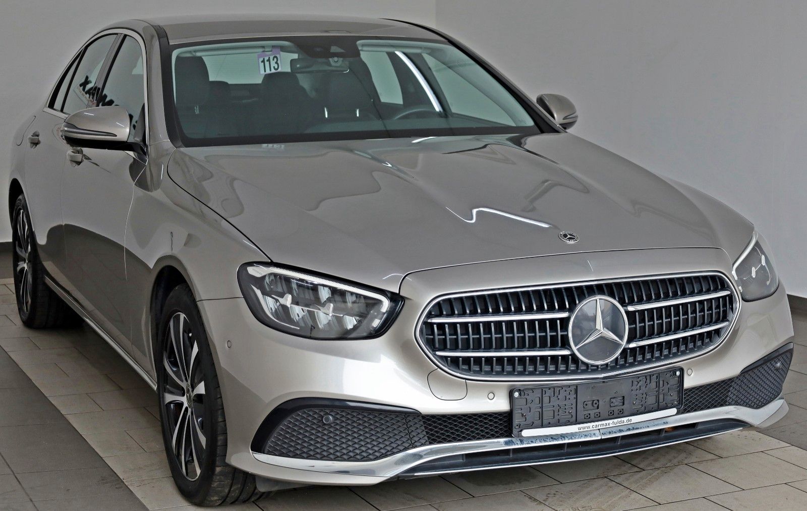 Fahrzeugabbildung Mercedes-Benz E 300de Lim. Avantgarde Leder,Navi,LED,SH,Kamera