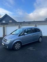 Opel Meriva 1.6 | 132.000 | 8-fach bereift - Opel Meriva aus 2003: 1.8