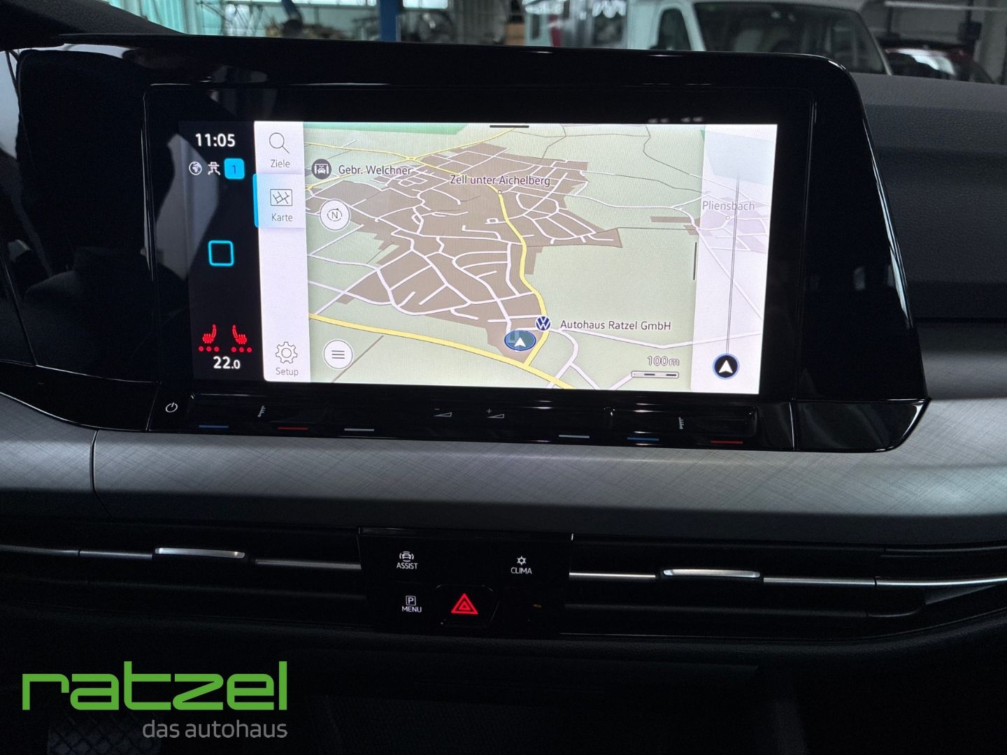 Fahrzeugabbildung Volkswagen Golf Variant VIII 1.0 eTSI Life Navi Digitales C
