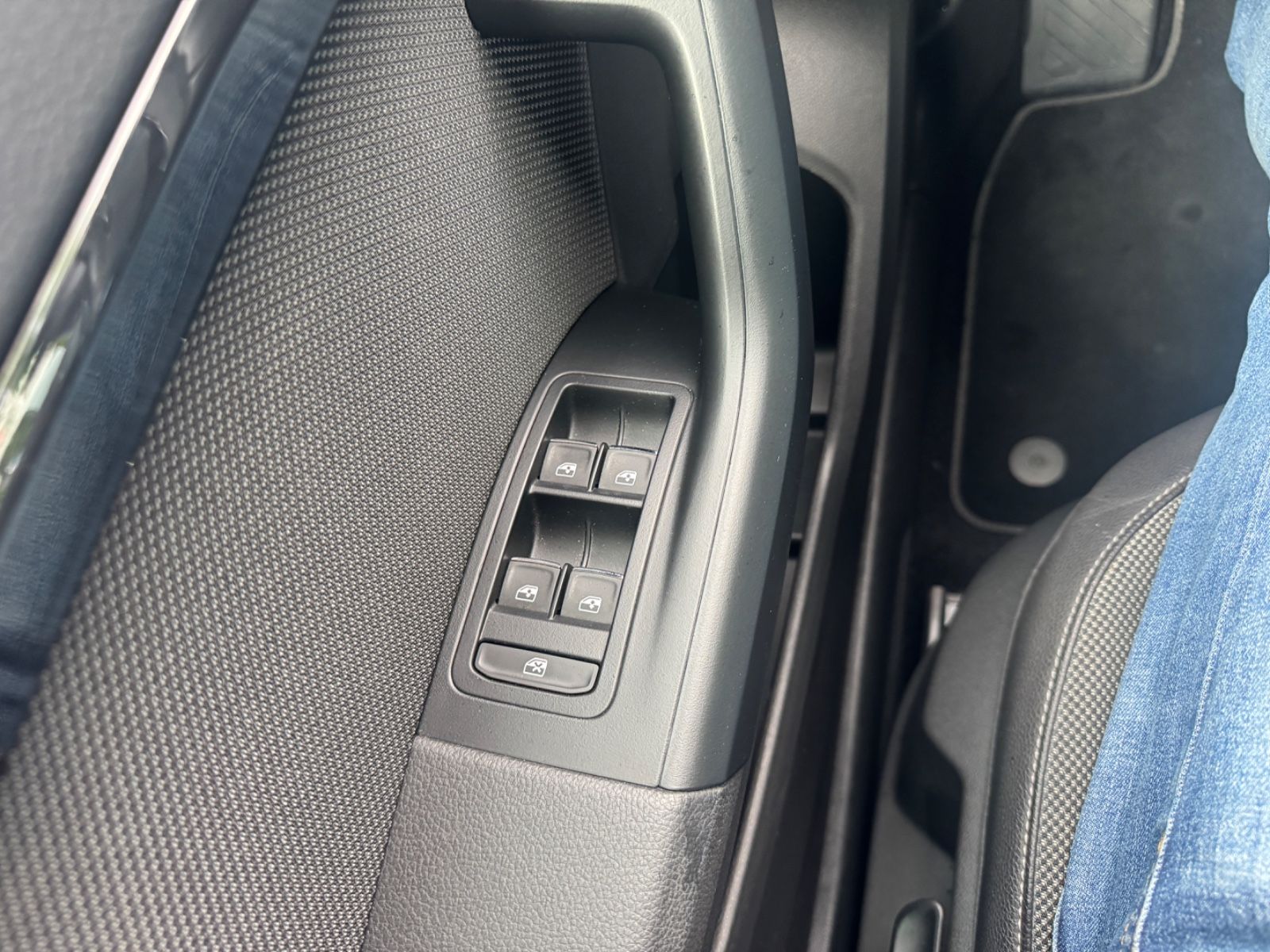 Fahrzeugabbildung SEAT Ateca Xcellence LED+Navi+AHK+Bluetooth