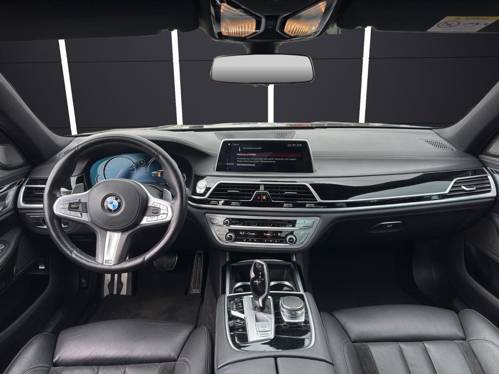 BMW 730