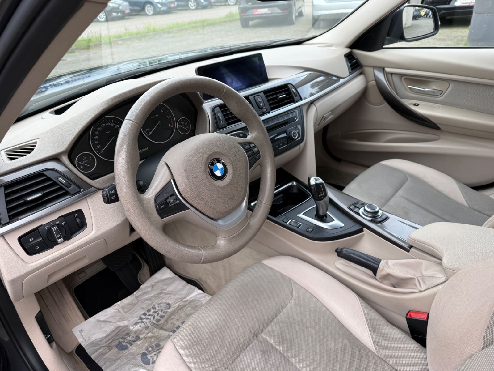 320 3 Touring 320 d xDrive*Aut.*2.HAND*NAVI*4X4*