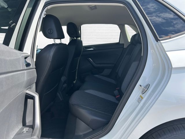 Fahrzeugabbildung Volkswagen Polo ENERGY 1.0 TSI 95 PS 5-Gang LED RFK APP