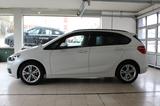 BMW 218i Active Tourer Navi AHK abnehmbar - BMW 218 Active Tourer: mit Anhängerkupplung