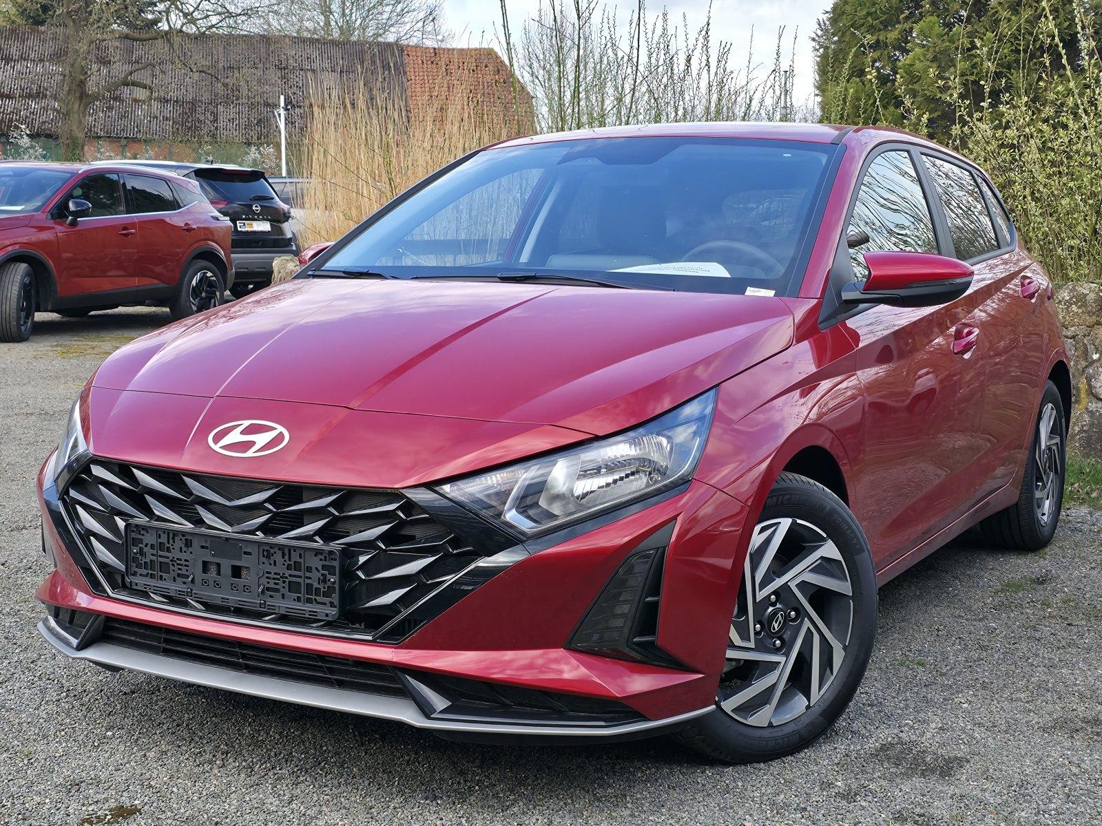 Hyundai i20 T-GDI Family Climatronic Navi Kamera Alu SHZ