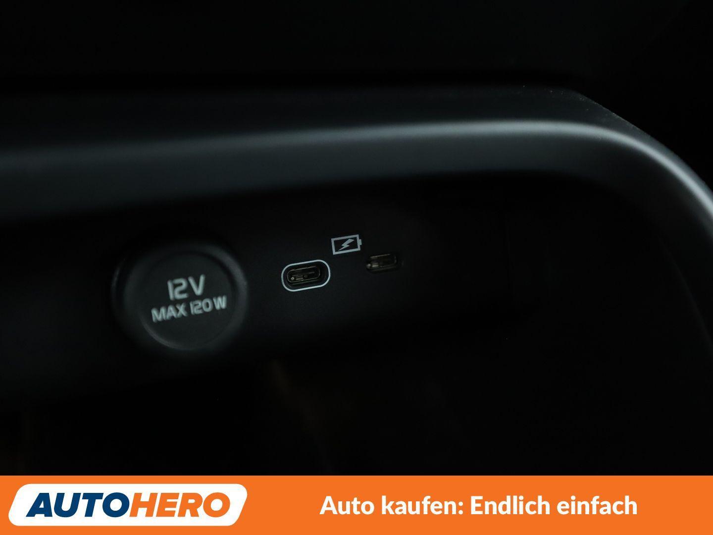 Volvo XC40 2.0 B4 Ultimate Dark 2WD Aut.*LED*ACC*CAM*