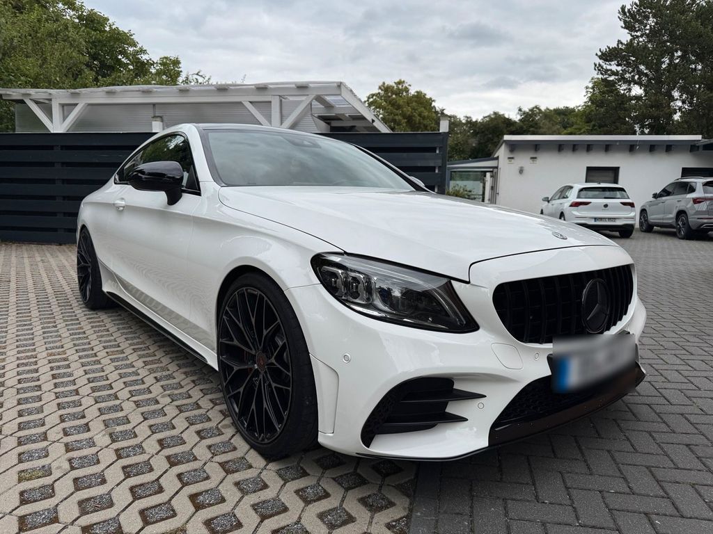 Image of Mercedes-Benz C 300