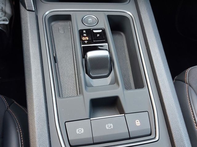 Leon Sportstourer VZ 1.4 e-Hybrid Matrix Pano