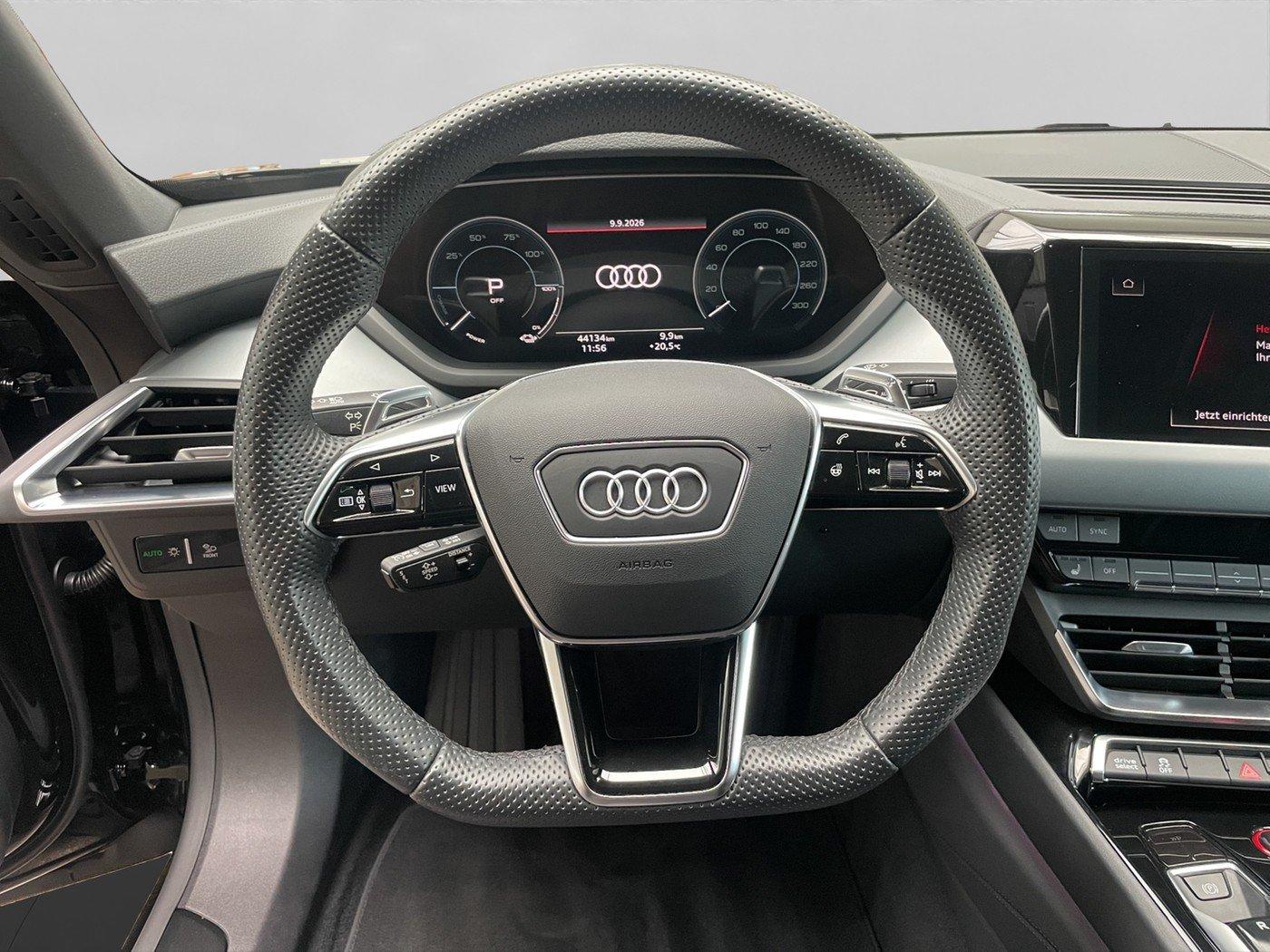 Audi e-tron GT quattro RFK SHZ MATRIX PANO B&O