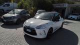 DS Automobiles Citroen DS3 3 1.2 VTi 82 Chic - weiße DS Automobiles DS3