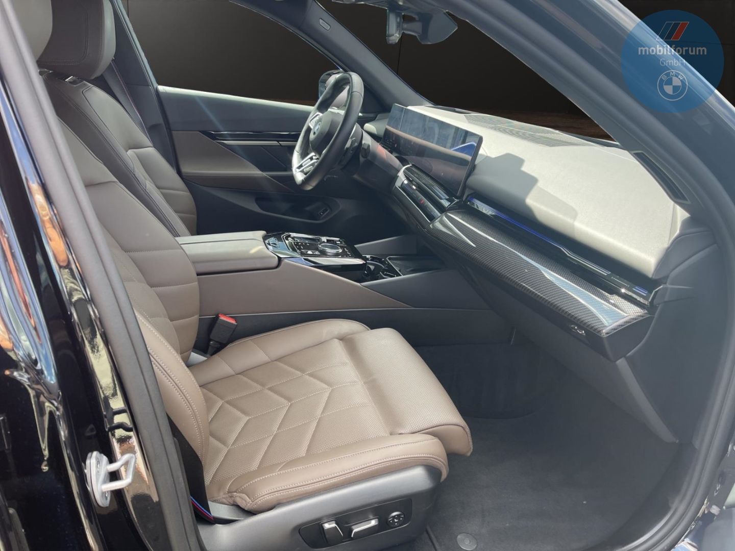 BMW 520 d M-Sport Pro Klimasitze AHK 4xSHZ 20 Zoll foto 2