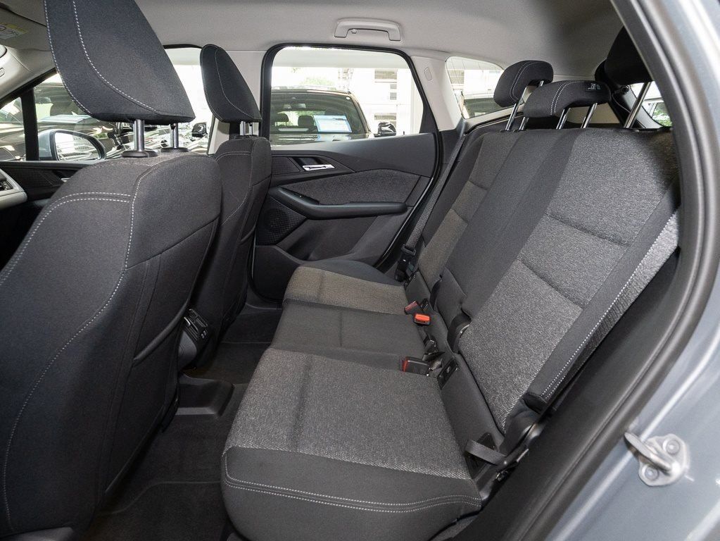 BMW 218 Active Tourer - Bild 12