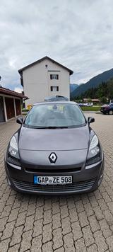 Renault Grand Scenic Dynamique 1.5dCI 7Sitzer AHK - Renault Grand Scenic: Dynamique