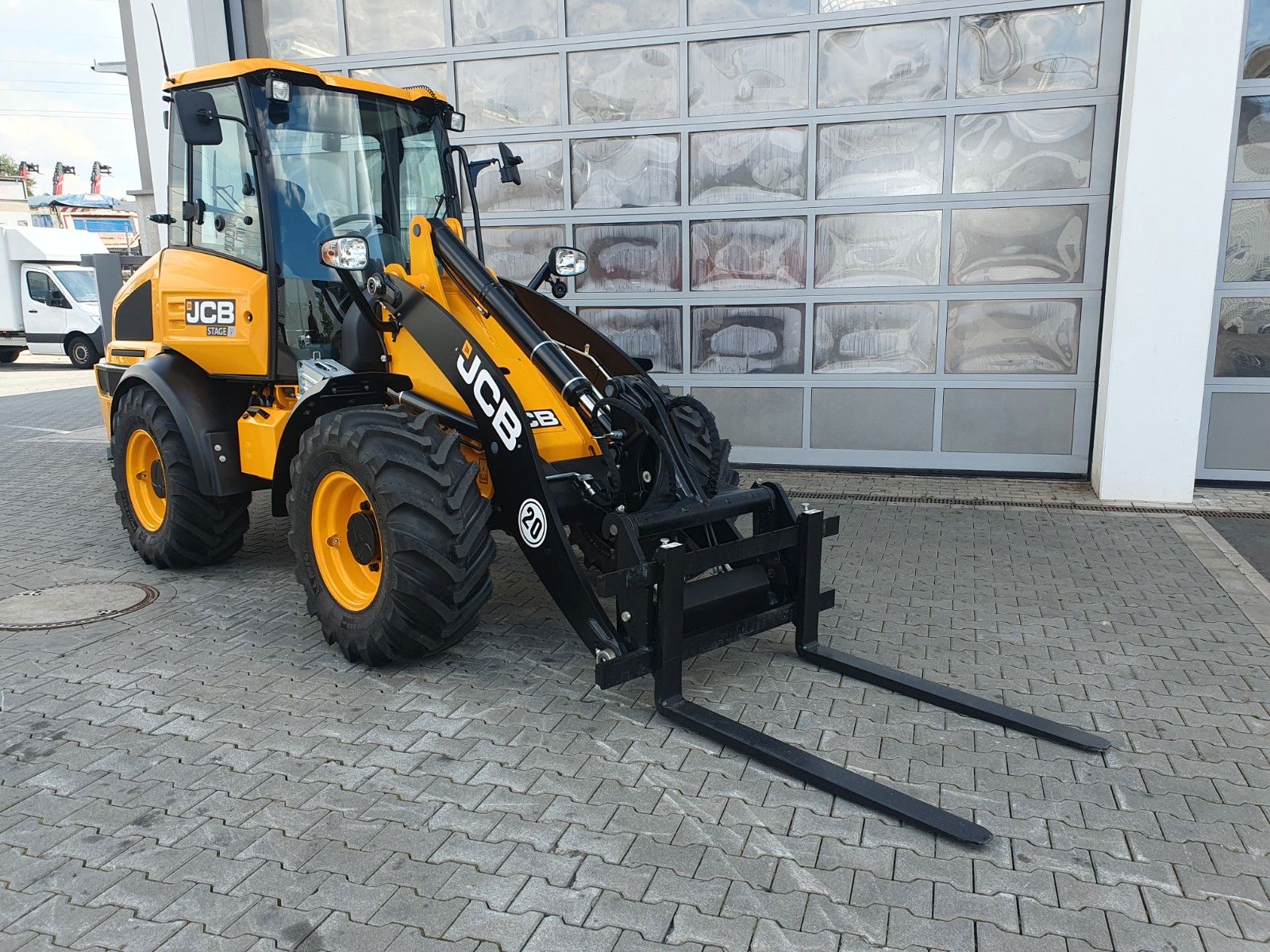 Fahrzeugabbildung JCB 409 SV / Neufahrzeug / Gabel