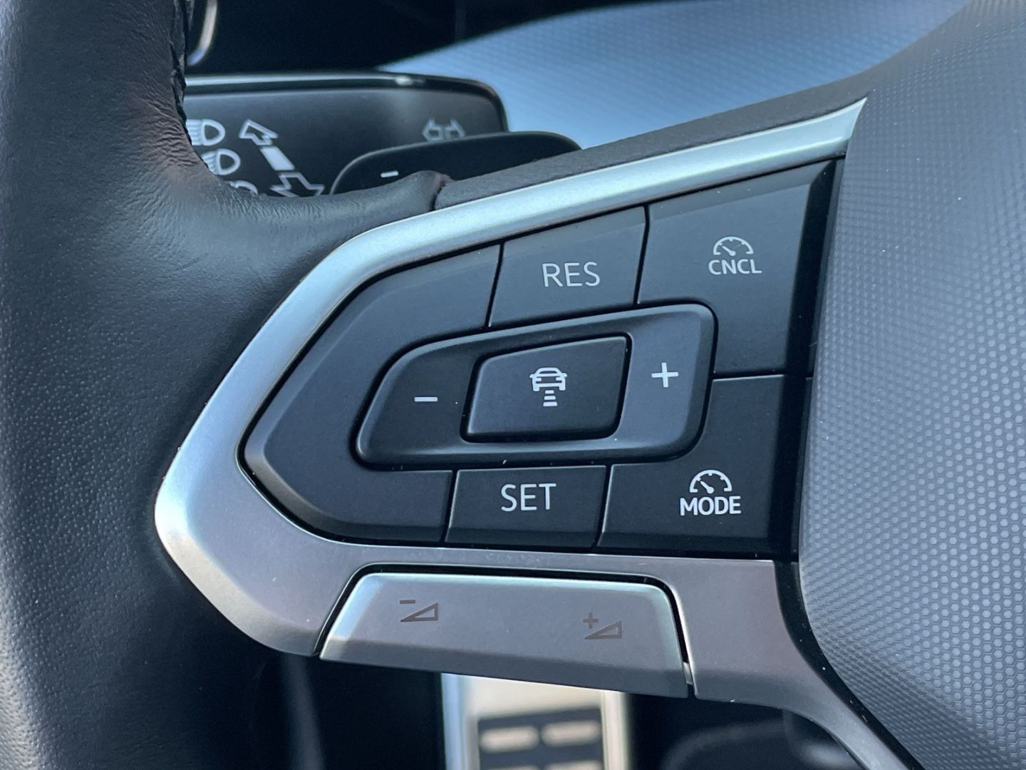 Golf VIII 1.5 eTSI DSG Goal AHK/Kamera/LED Plus/