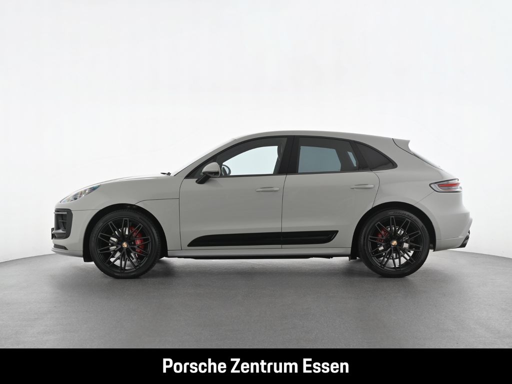 PORSCHE Macan 2022