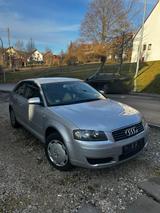 Audi A3 1.6 mit Austauschmotor - Audi: Austauschmotor