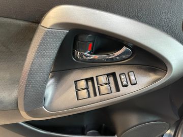 Toyota RAV 4 Travel *AHK*Klima*Navi*Kamera*SHZ*TÜV