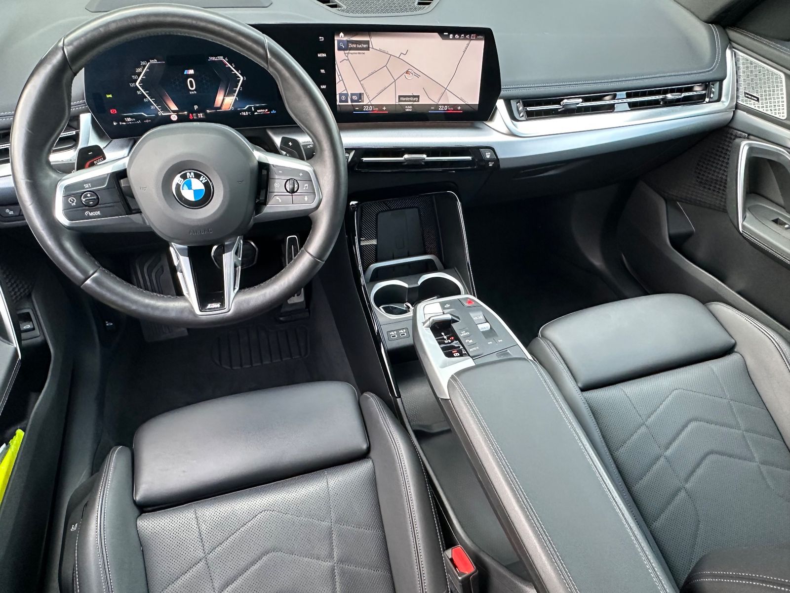 Fahrzeugabbildung BMW X1 xDrive20d M-Sport NAV+LED+HUD+H&K+ACC+360°