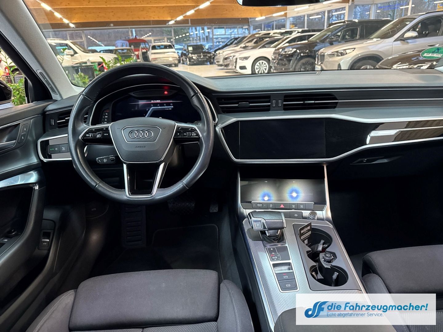 Fahrzeugabbildung Audi A6 Avant 35 TDI sport Navi Digitales Cockpit LED